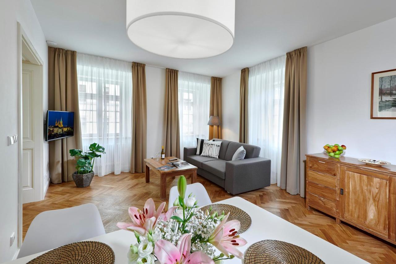 Downtown Suites Mala Strana Prag Exterior foto