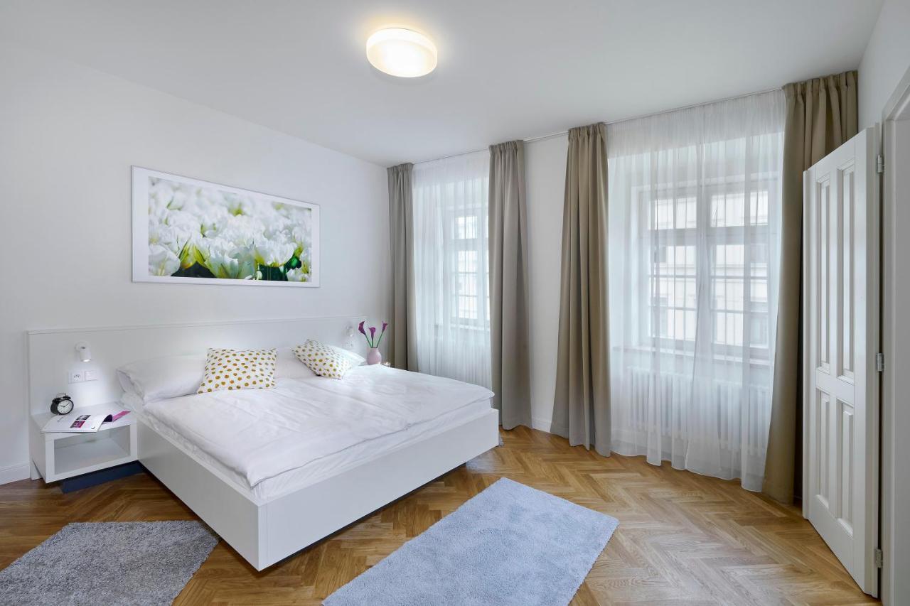 Downtown Suites Mala Strana Prag Exterior foto