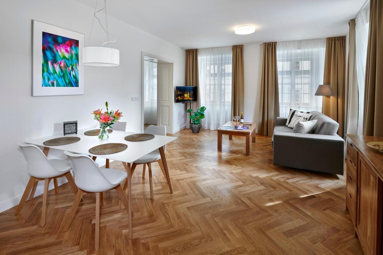 Downtown Suites Mala Strana Prag Exterior foto