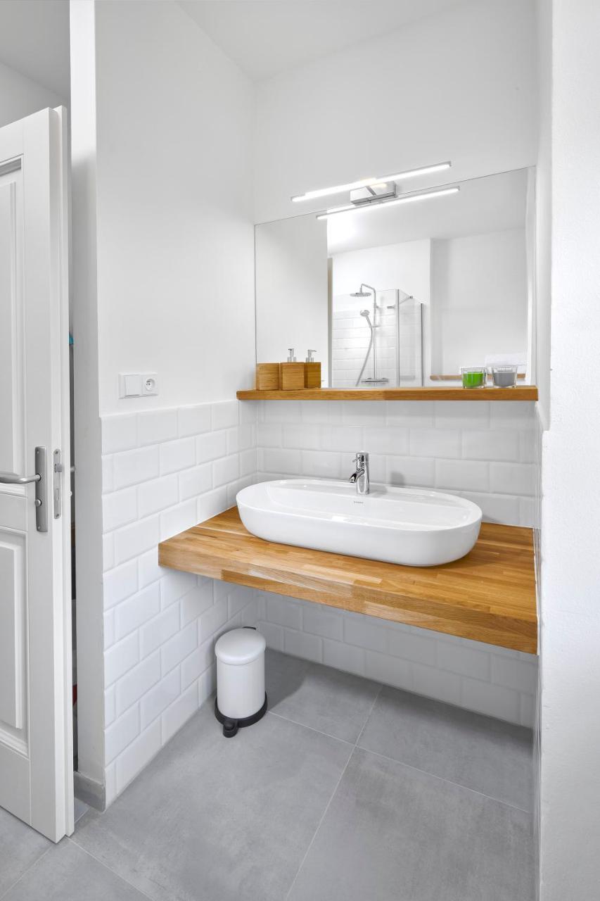 Downtown Suites Mala Strana Prag Exterior foto